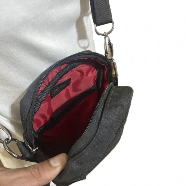 Bolsa Transversal Shoulder Bag - Unissex Preta