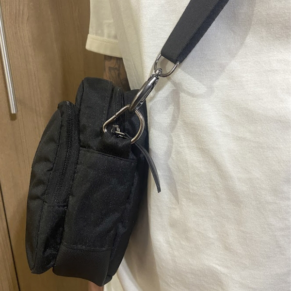 Bolsa Transversal Shoulder Bag - Unissex Preta