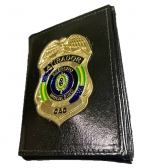 Carteira em Couro Legítimo com Brasão em Metal CAC